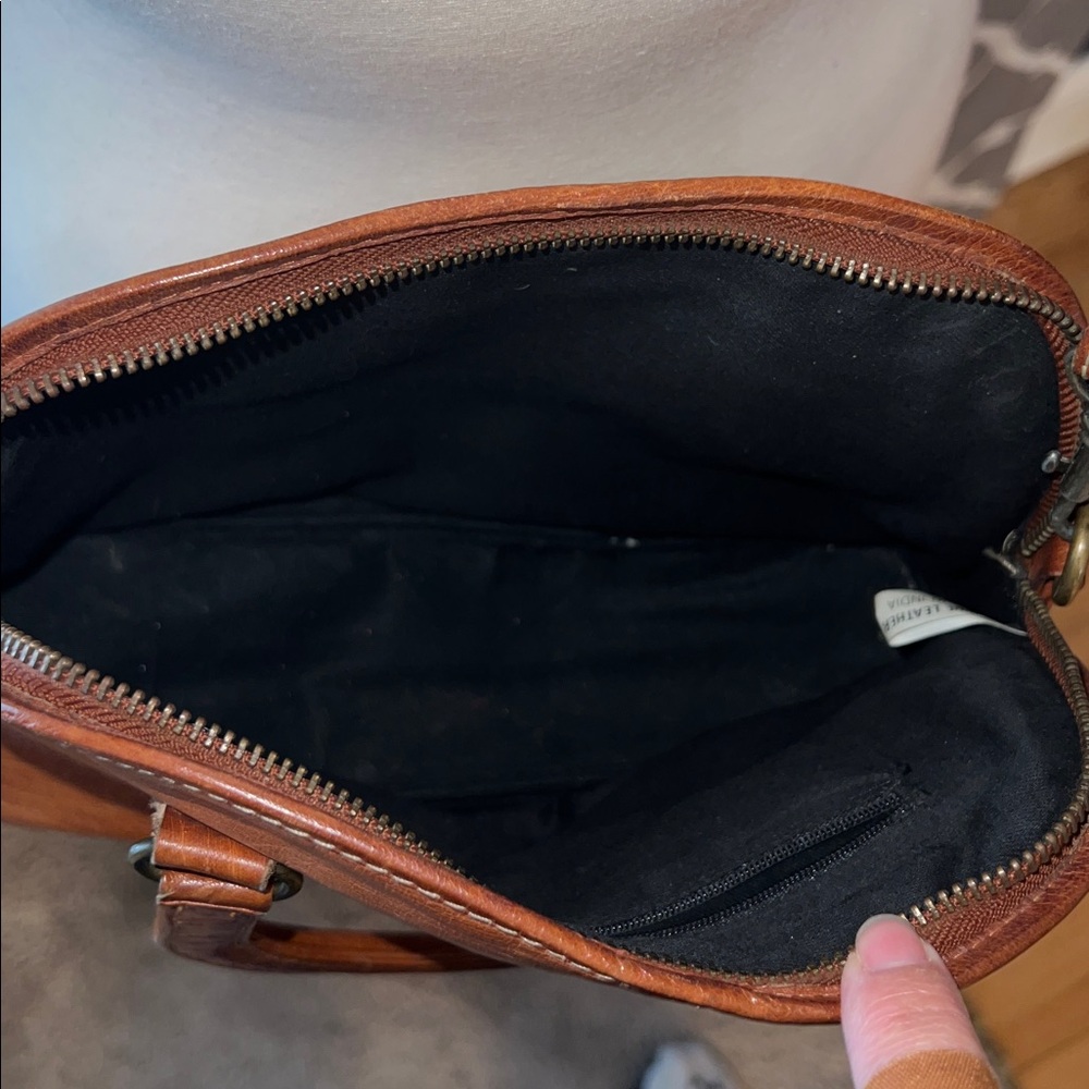 Vintage Esprit Brown Leather Crossbody Bag - Picture 8 of 8